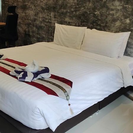 Le Grand Bleu Hotel Wok Tum Εξωτερικό φωτογραφία