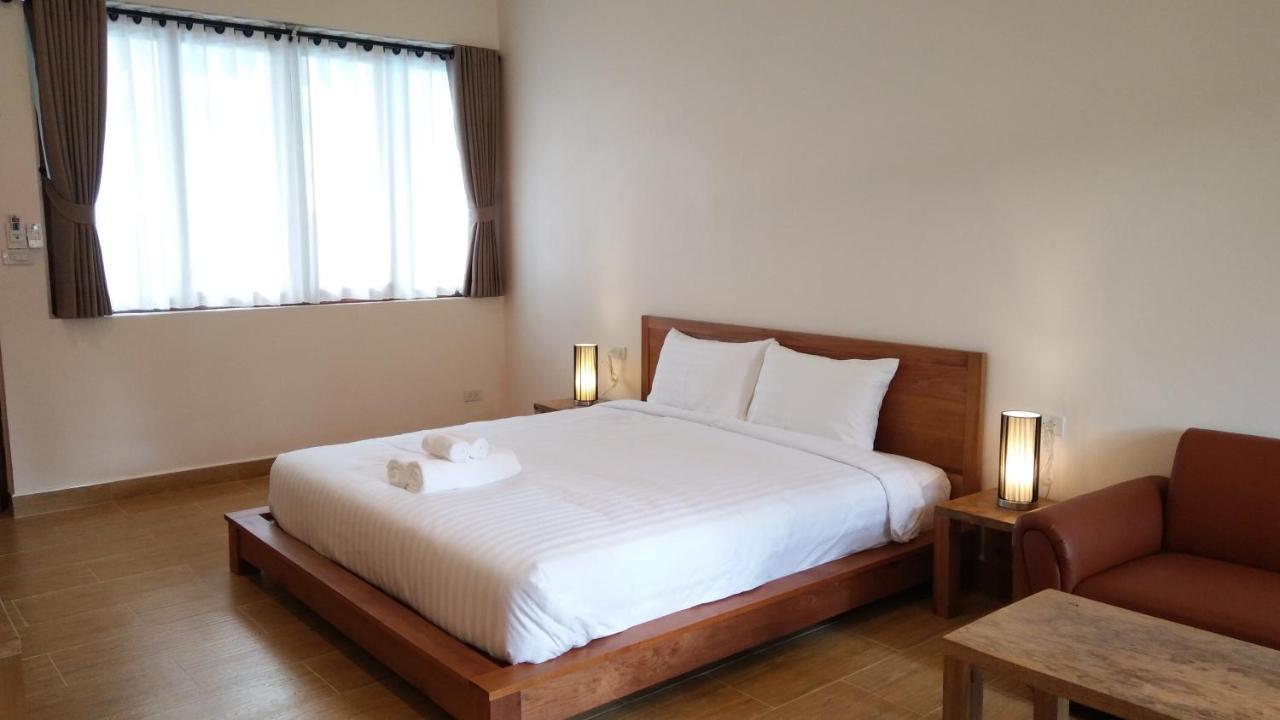 Le Grand Bleu Hotel Wok Tum Εξωτερικό φωτογραφία