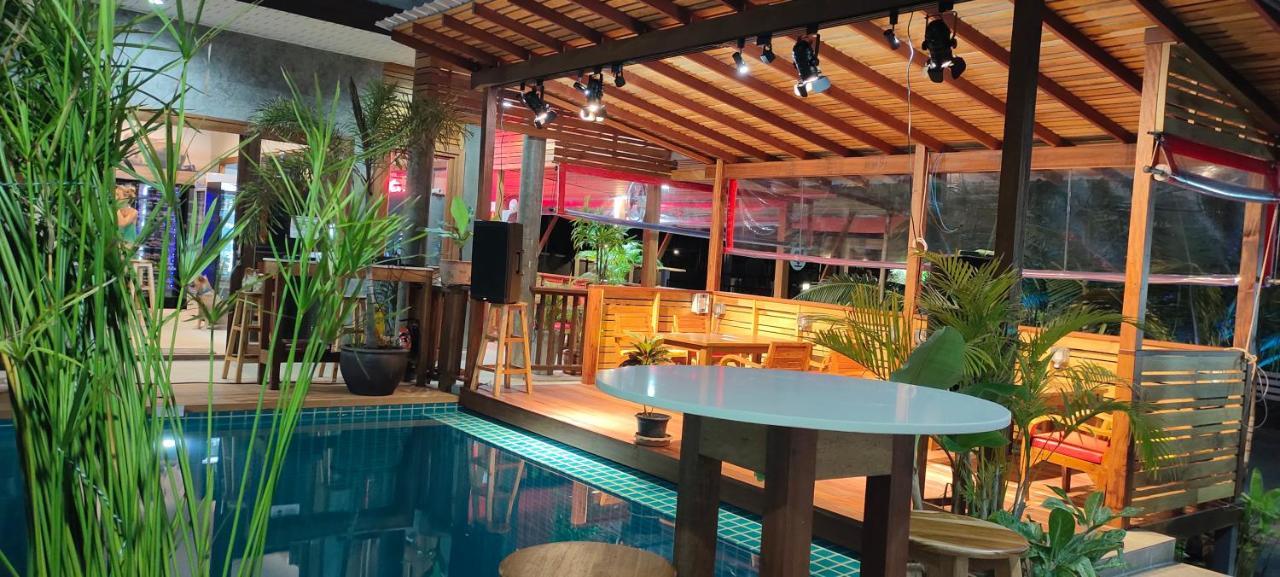 Le Grand Bleu Hotel Wok Tum Εξωτερικό φωτογραφία